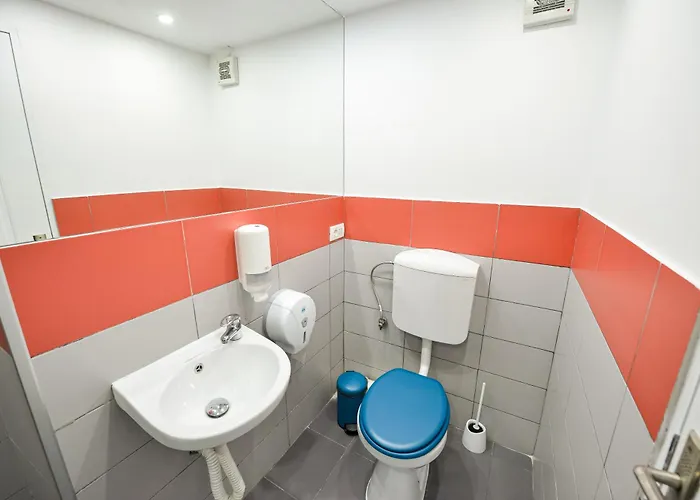 Cozy Next To The Old Town דירה