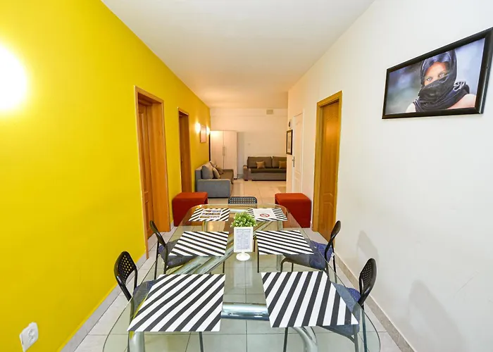 Cozy Next To The Old Town דירה בוקרשט