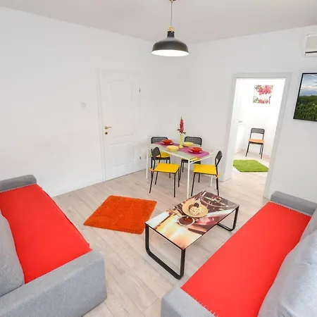 Appartamento Cozy Next To The Old Town