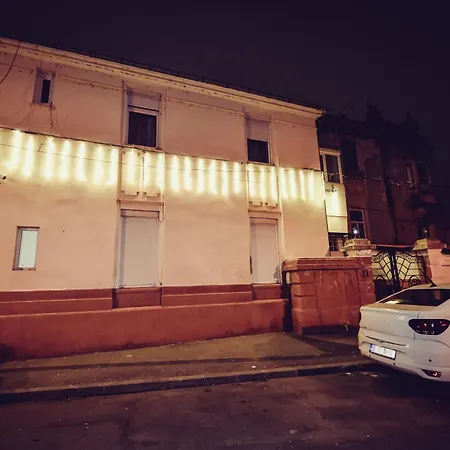 Cozy Next To The Old Town