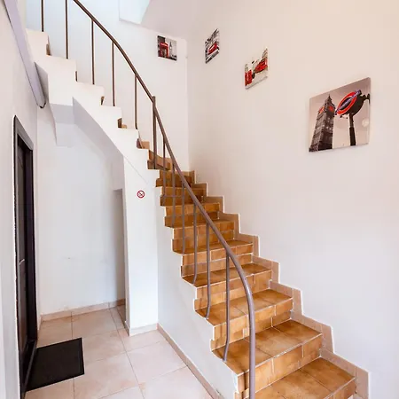 Daire Cozy Next To The Old Town