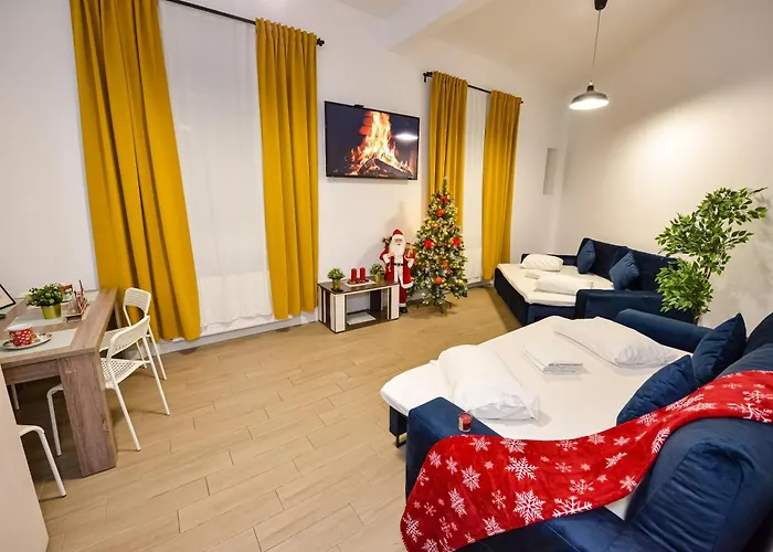 Апартаменти Cozy Next To The Old Town *