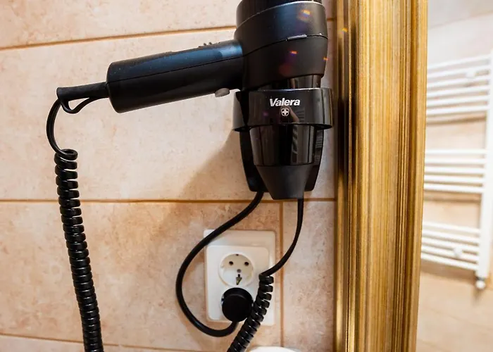 Апартаменти Cozy Next To The Old Town